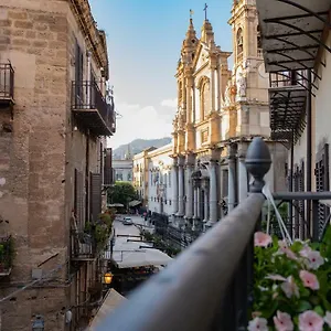 https://casa-salinas-centro-storico.sicilyhotelsitaly.net